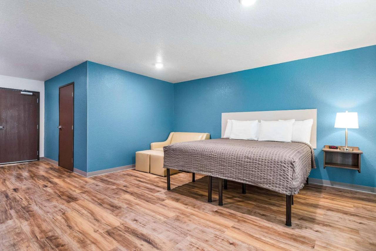 Hotel Woodspring Fl