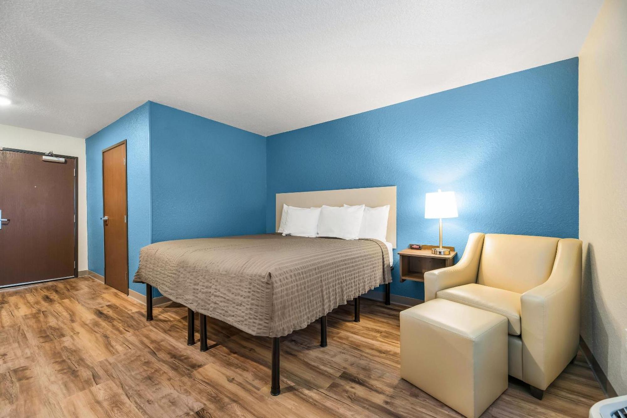 Woodspring Fl 2* Davenport